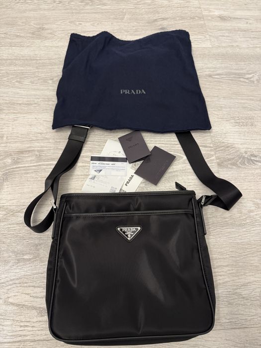 сумочка Prada нейлон  супер крута