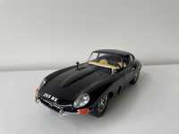 12. Model Jaguar E Type 1:18 BBurago Burago (nie maisto welly)