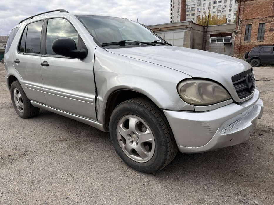 Mercedes ML270  w163 2001 рік 2,7дизель АКПП повний привід 4х4