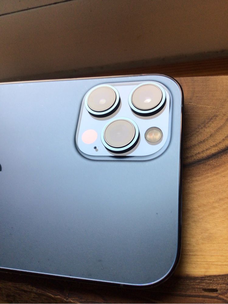 Продается iPhone 12 Pro Max 128Gb