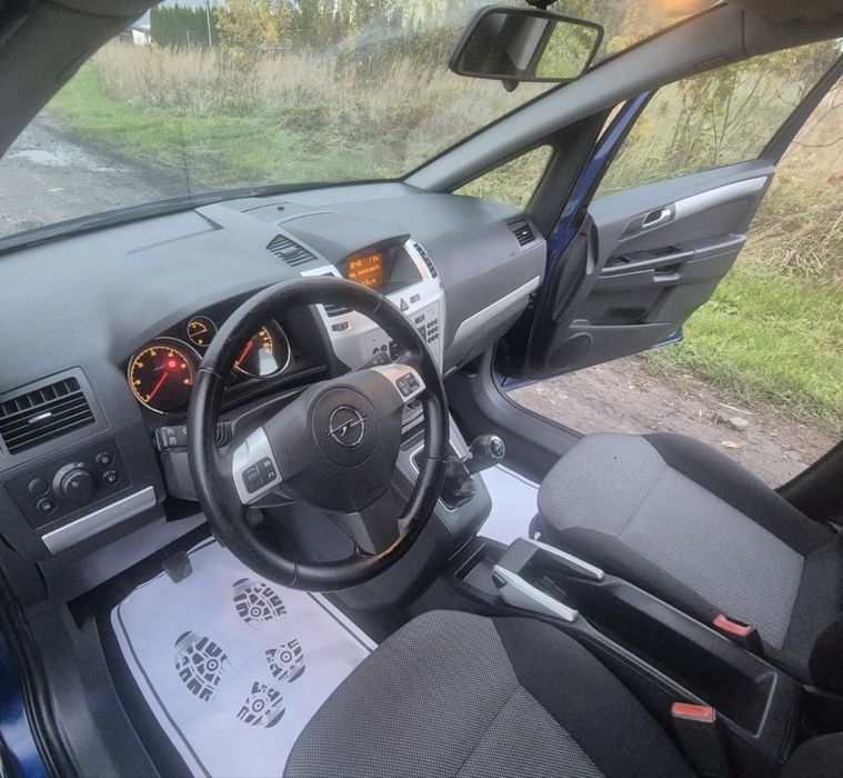 Opel Zafira 1,9 CDTI Rok 2009 ,, ZAPRASZAMY ,,