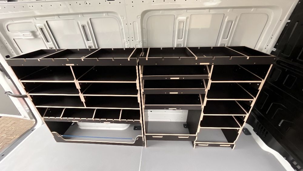 Автомобільний стелаж.