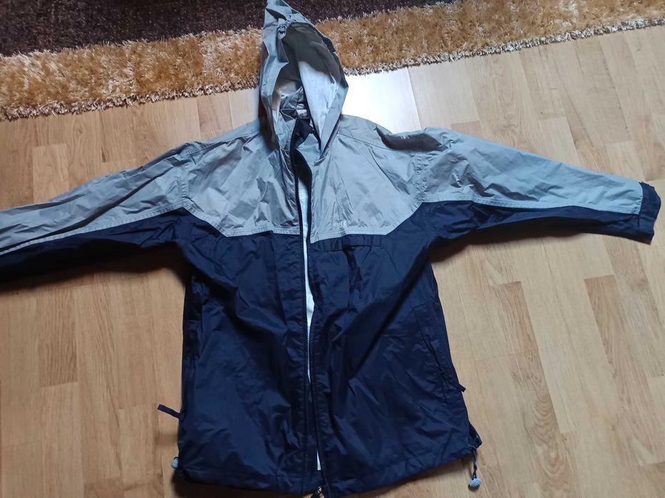 Casacos, calças, t-shirt Adidas