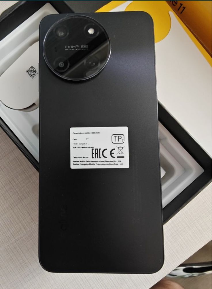 Realme 11  4G  256gb памяти продажа или обмен