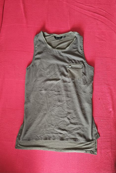New Look top khaki M/L