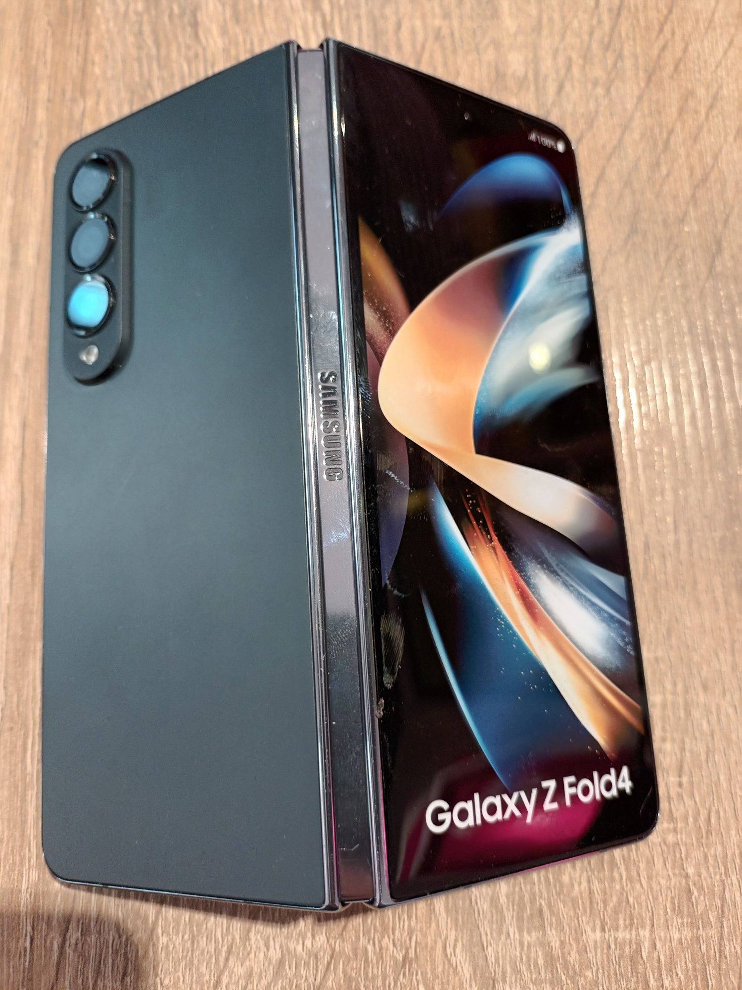 Atrapa Samsung Galaxy Z Fold 4