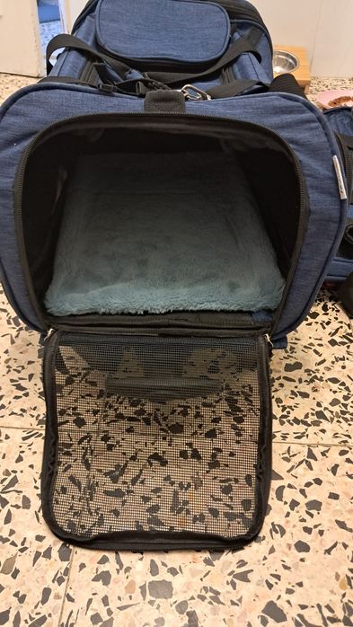 Cama/transporte gatos ou cães pequenos