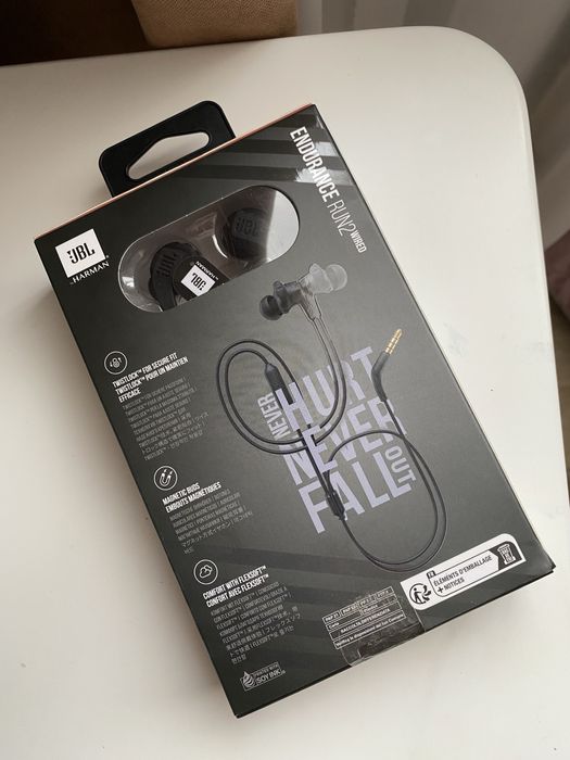 Навушники JBL Endurance run 2 black нові