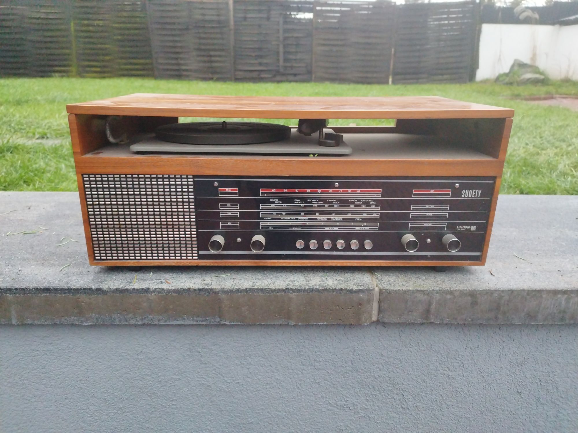 Radio UNITRA z adapterem Sudety DMT-362