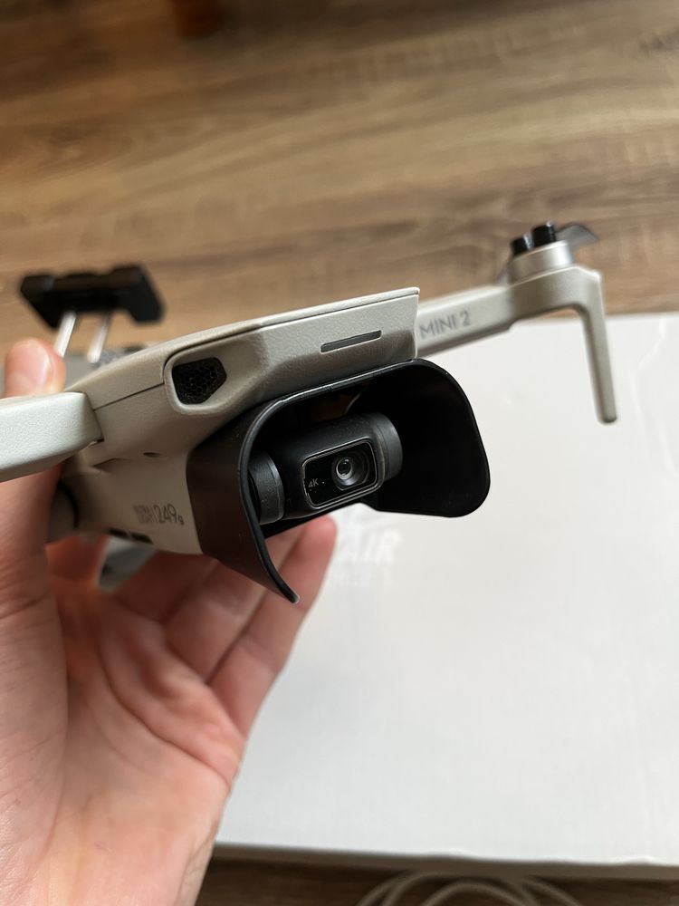 Dron DJI mini 2