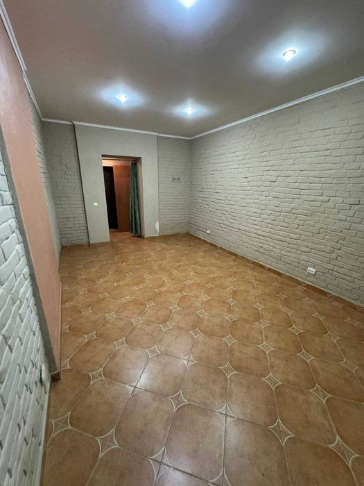 Оренда приміщення в центрі, недорого 21 м2