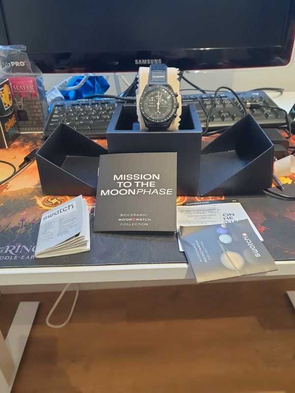Snoopy x Omega x Swatch Moonphase - SO33B700 Now Available