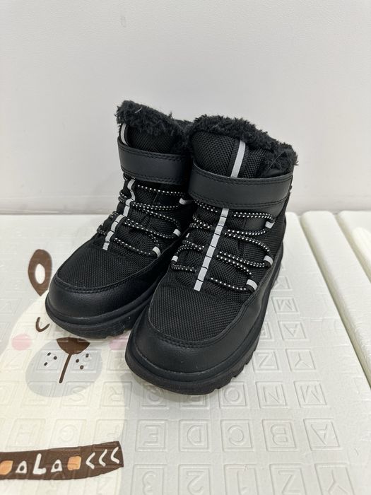 Зимові чоботи H&M.  Розмір 26