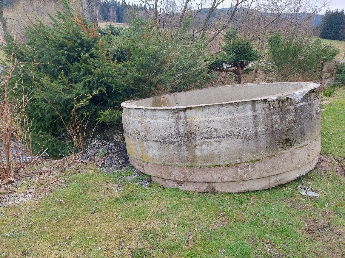 Krąg betonowy średnica 295 cm