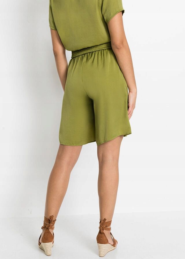 B.P.C Bermudy damskie eleganckie zielone 38.