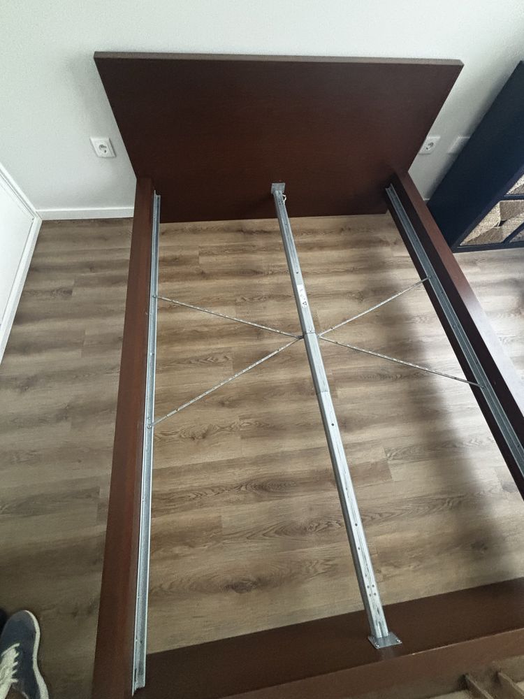 Cama de Casal - Malm Ikea
