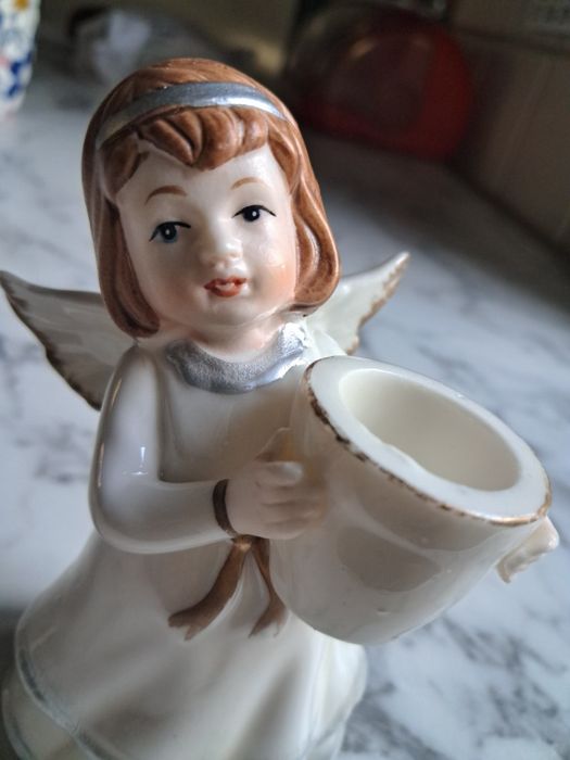 Статуетка ангел-підсвічник