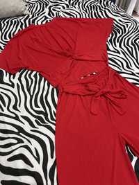 Conjunto vermelho (calça + blusa)