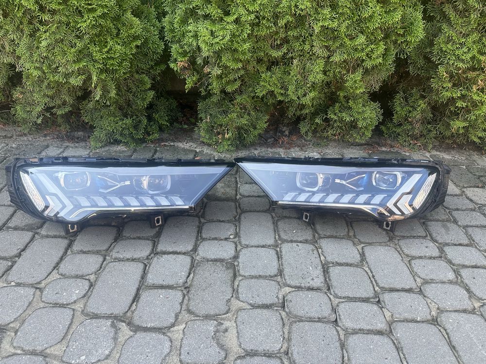 Фари фара Audi Q7 LAZER 4M0941085 4M0941086