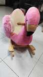 Flamingo de baloiço para criança