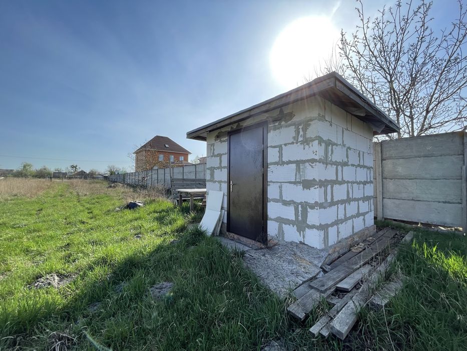 Продам гарну ділянку під Києвом