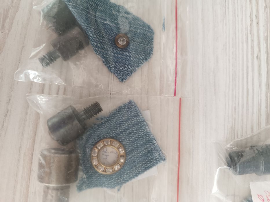 Кліщі-проколювач