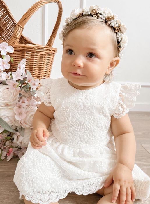 Sukienka do chrztu dla dziewczynki