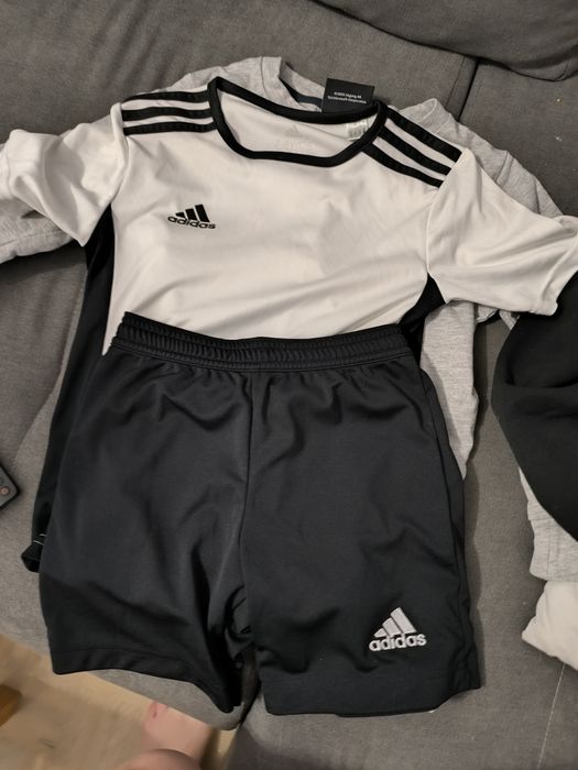 Komplet treningowy dla dzieci Adidas