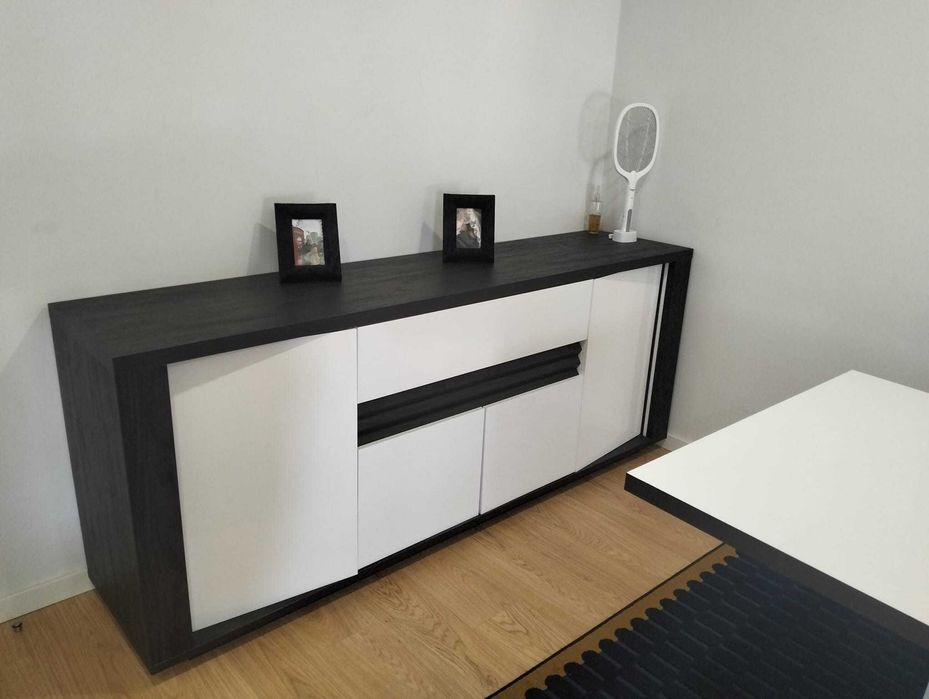Aparador de Sala Arolla – Semi-Novo