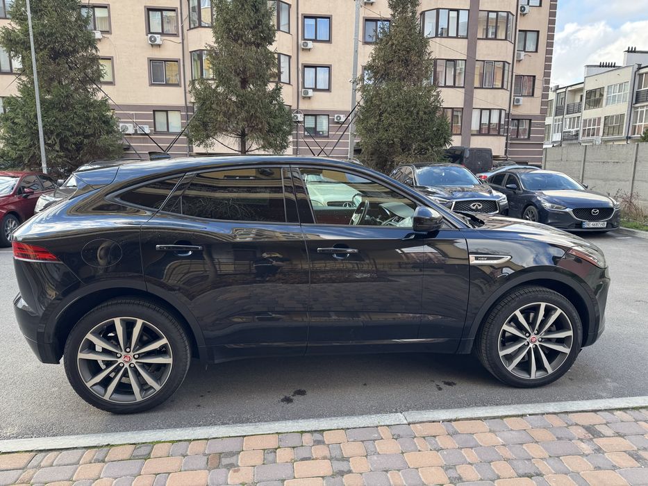 Jaguar E-Pace 2018 P300 R-Dynamic HSE