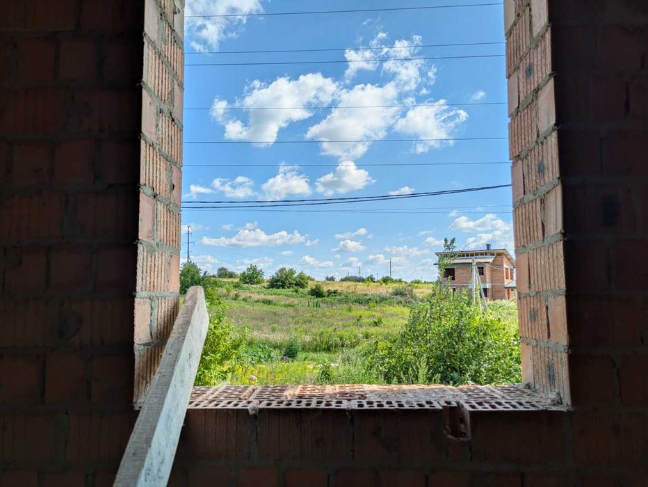 Продаж котеджу із власною земельною ділянкою,  Винники. Без комісії.
