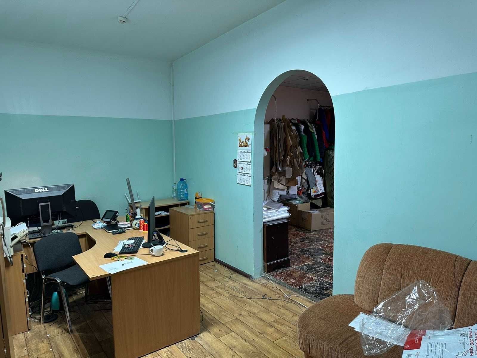 Продаж нежитлової будівлі 280м2, центр.