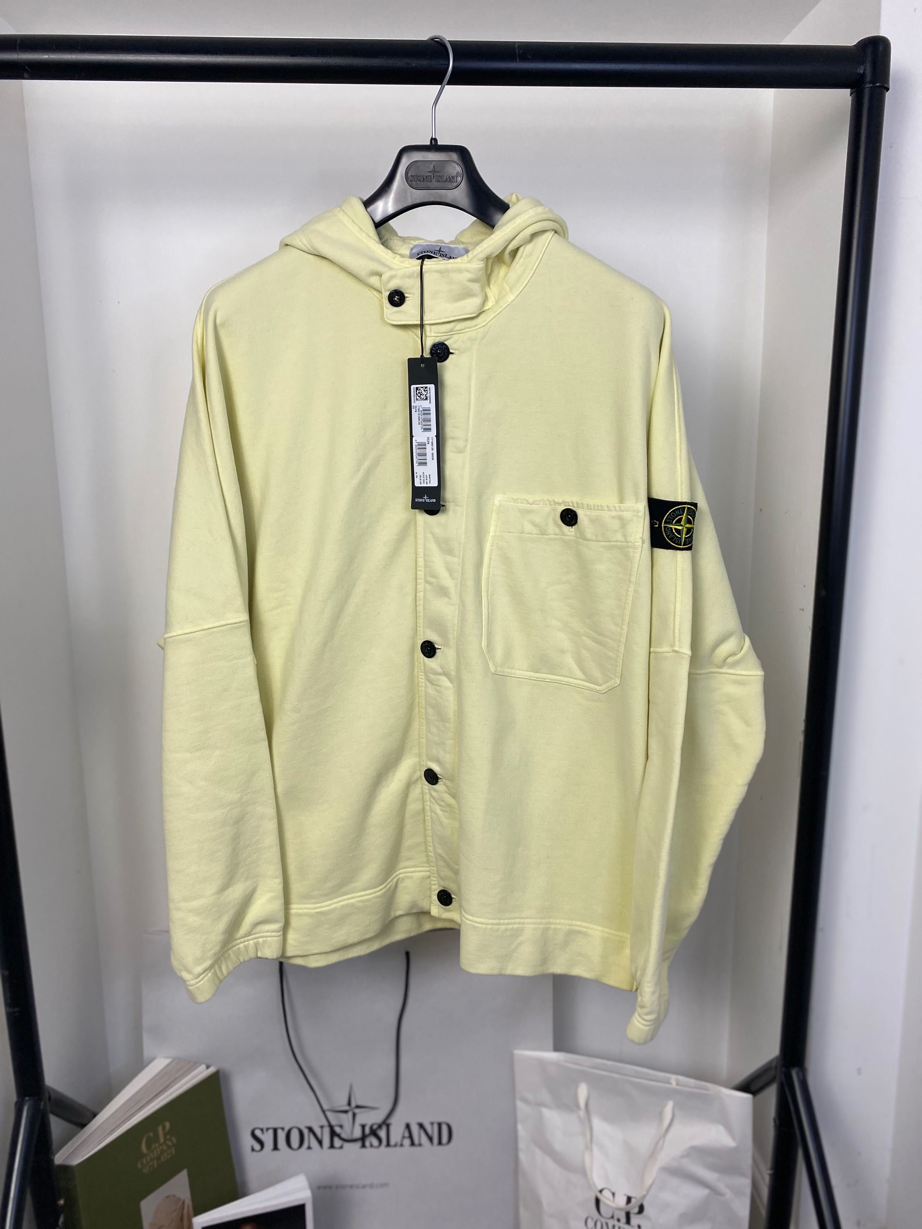 STONE ISLAND
cotton logo-patch buttoned hoodie