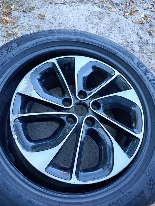 Диск R17 5x114.3 et 47 Renault