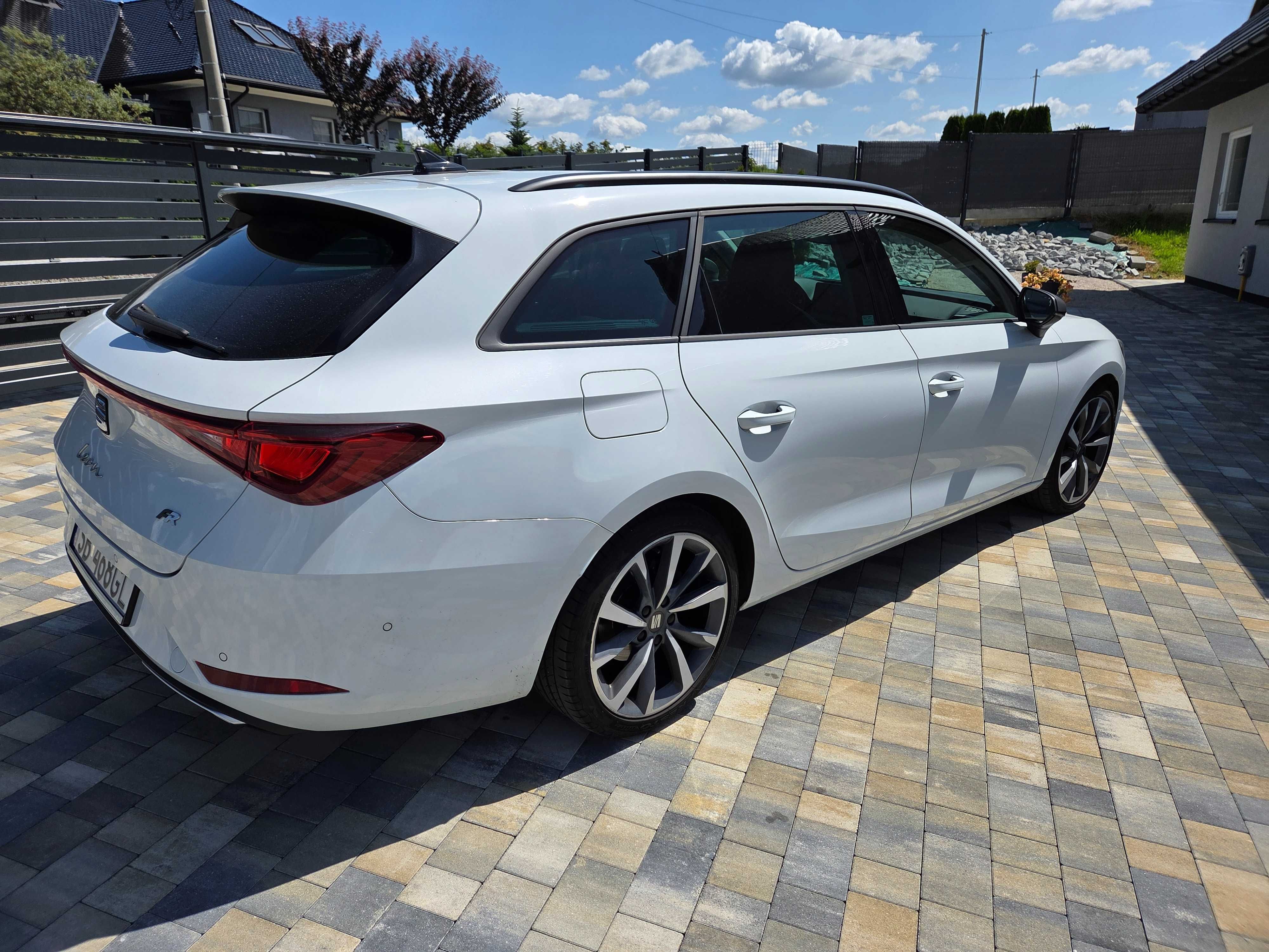 SEAT LEON ST salon pl  1.5 TSI  2020