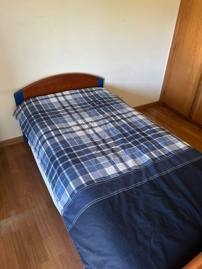 Cama solteiro com gavetão