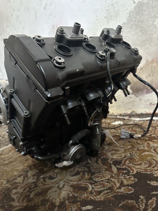 Yamaha r1 rn12 silnik czesci