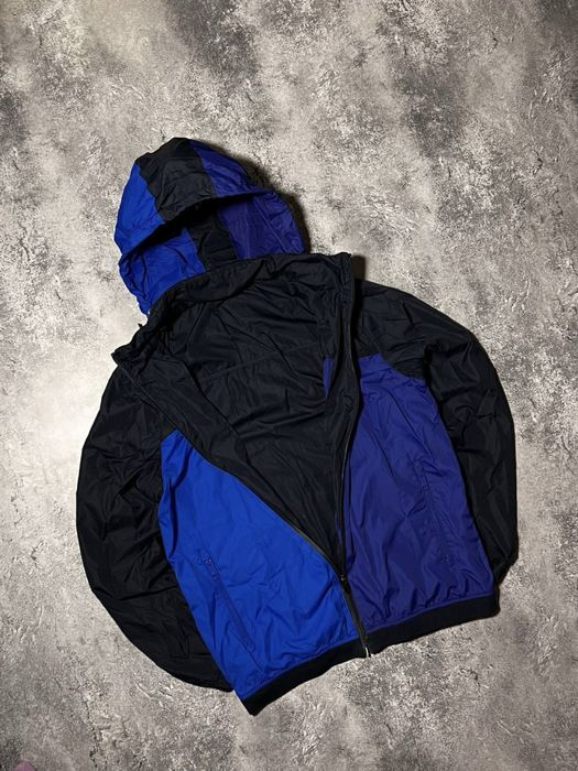 Куртка ветровка Armani Exchange