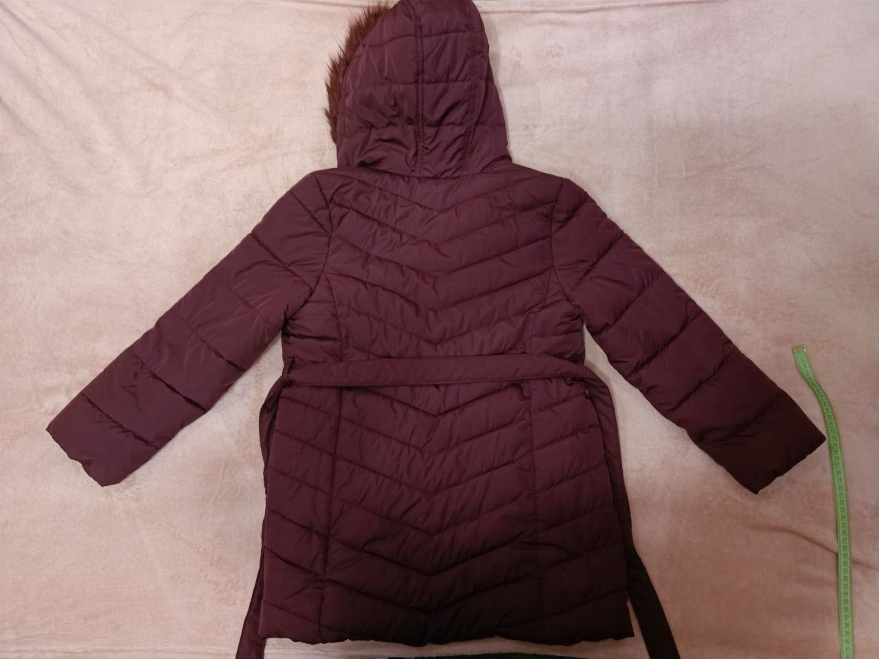 Продам новую куртку Children's place рост 152см