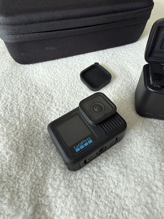GoPro Hero 13 Surf Kit com extras