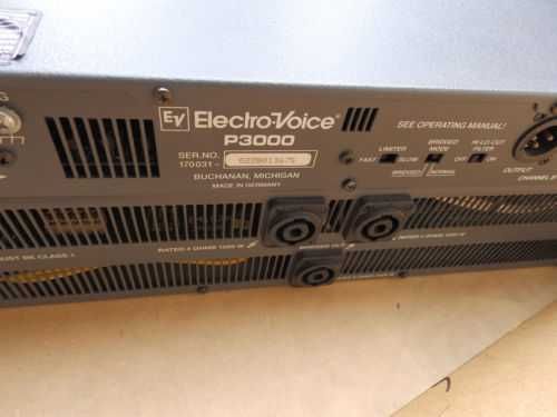 Підсилювач Electro Voice P3000