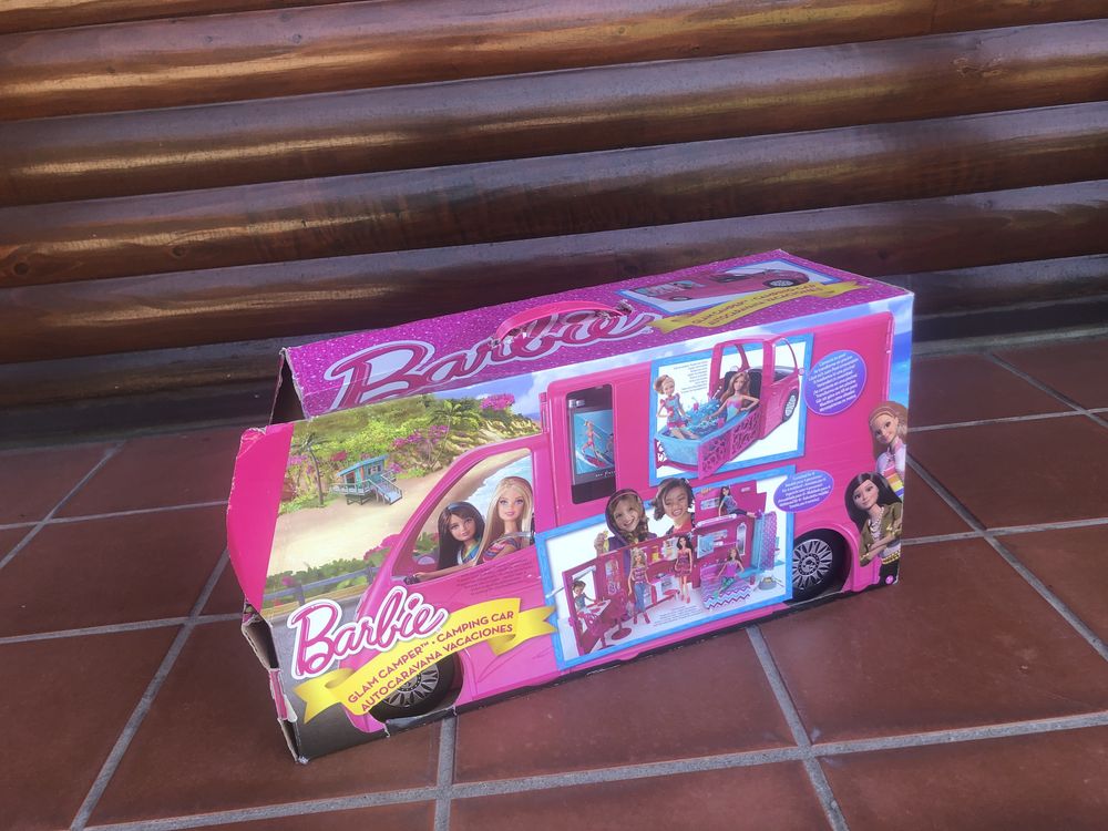 Auto Caravana da Barbie