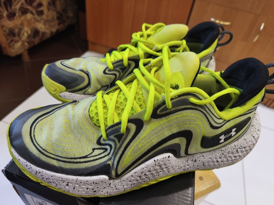 Кросівки чоловічі  баскетбольні Under Armour SPAWN 6 42,5 розмір