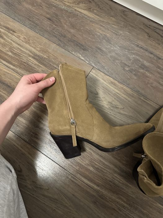 Zara казаки розімр 37