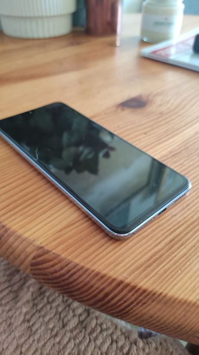 VIVO V21 (V2050) 8 GB +128 GB