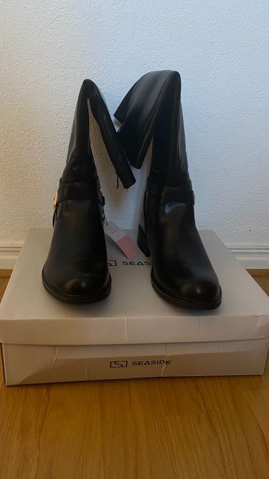 Bota feminina cano alto