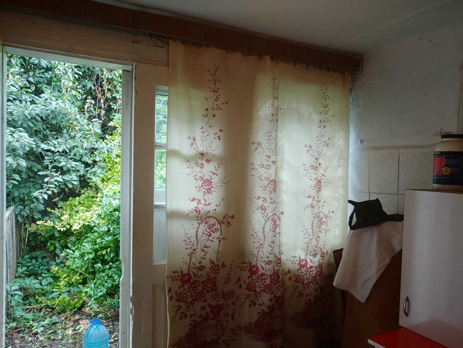 НЕРУХОМІСТЬ від ОЛЕКСАНДРА!!! Частина будинку по Старицького.