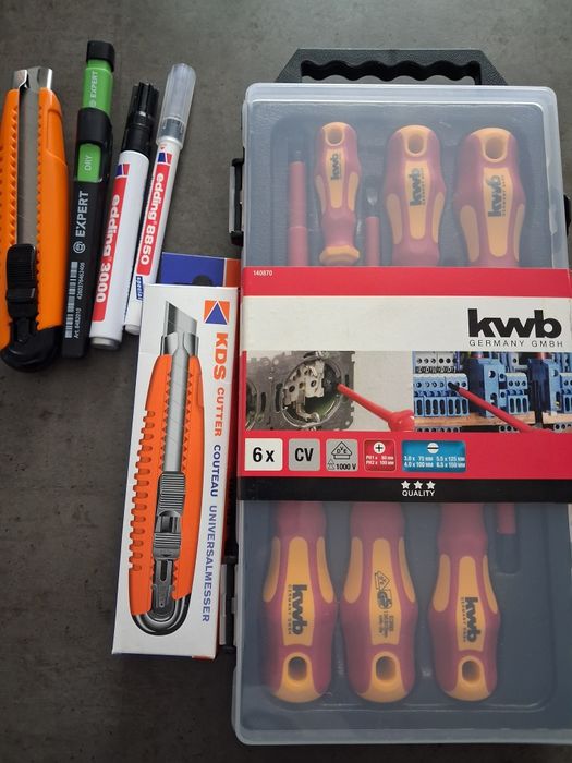 Śrubokręty elektryczne zestaw Wiha, Knipex