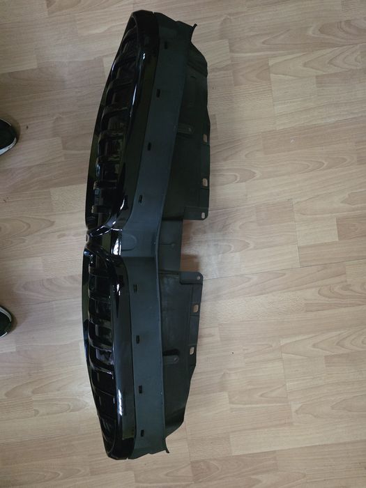 Решітка радіатора  g12 lci shadow 

GRILL ATRAPA NERKI BMW 7 G11 G12 L