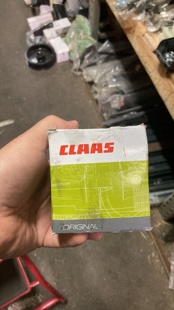 Запчастини до комбайнів CLAAS